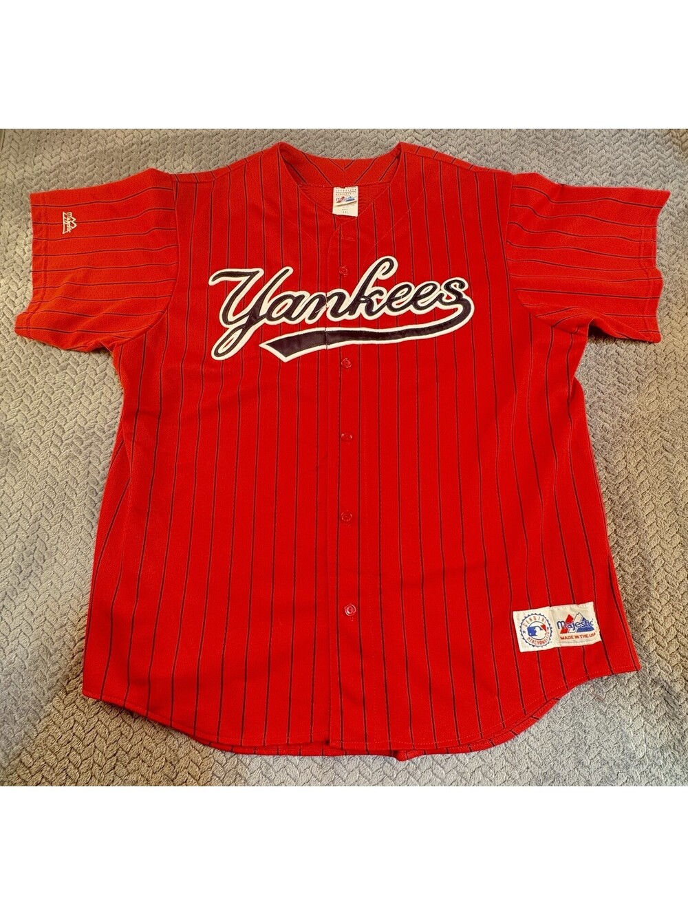 Majestic MLB New York Yankees Sewn, Red Pinstripe Jersey Size Mens XXL (0182)